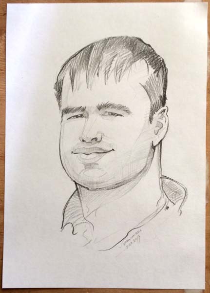 Рисунок простым карандашом лица мужчины шаржист Мишель